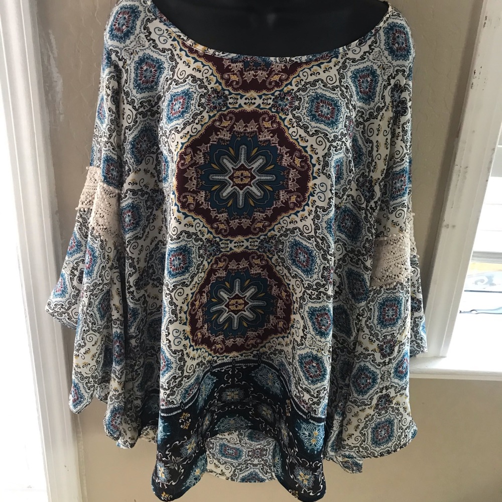 Women’s blouse
